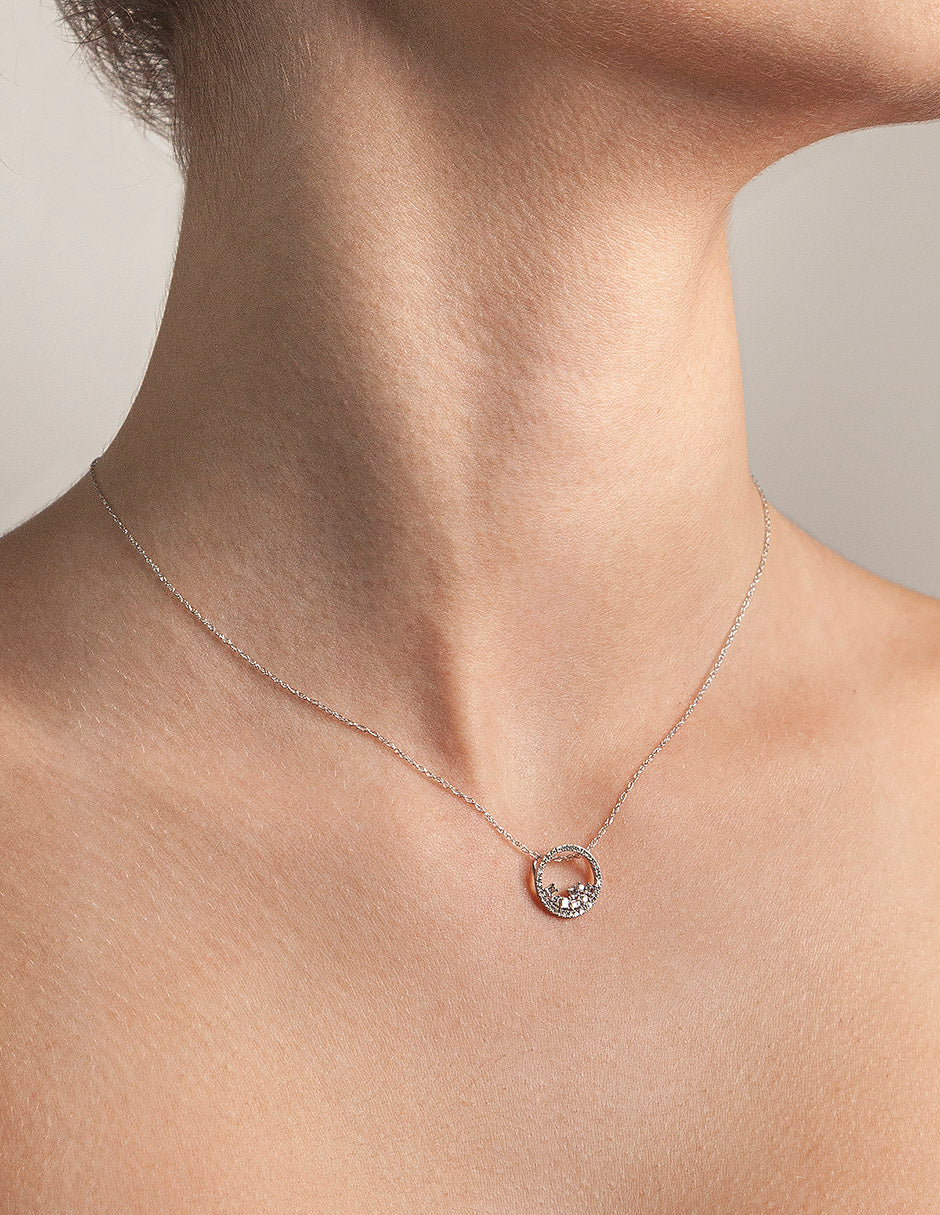 COLGANTE PARÍS - Centeralia Plus S.L