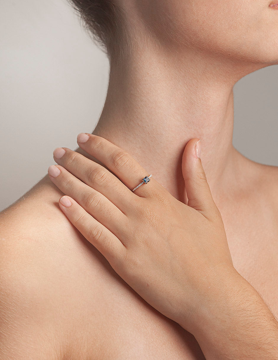 ANILLO REGINA ZAFIRO - Centeralia Plus S.L